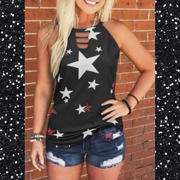 Tops - ‼️CLEARANCE PRICE FIRM‼️🖤Star Print Tank🖤🎉